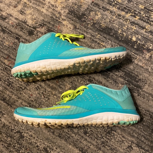 Nike Athletic Shoe - Picture 3 of 9